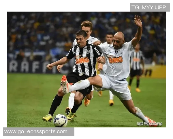 克鲁塞罗与帕尔梅拉斯激战在即谁能在这场对决中笑到最后